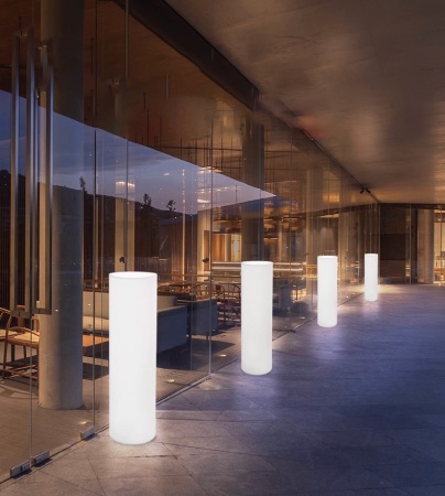 Светильник Цилиндр 30х190 питание от 220, RGB